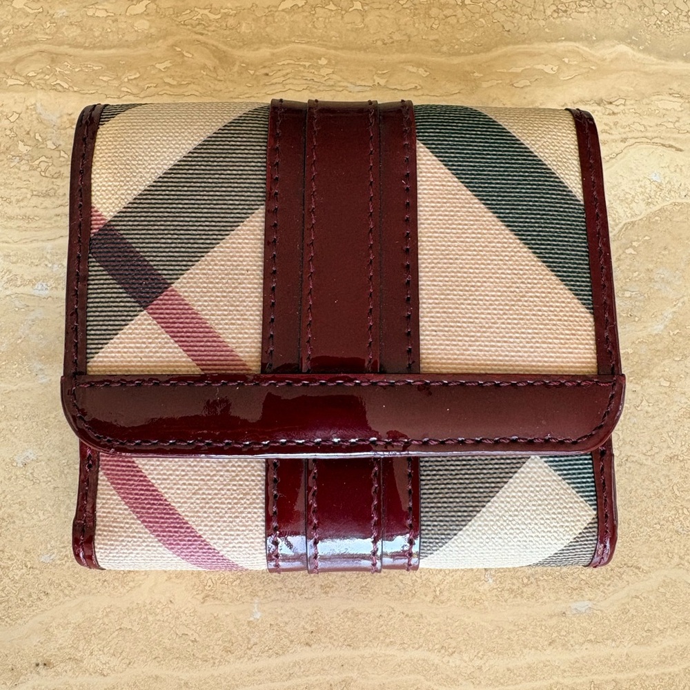 Burberry Super Nova Check Berry and Beige Leather Wallet - Picture 2 of 16